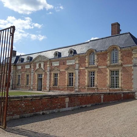 Chateau De La Ferte Saint Aubin Bed & Breakfast Bagian luar foto